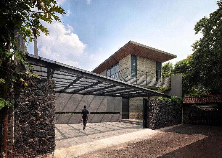 House JT
