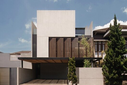 DK.52 House