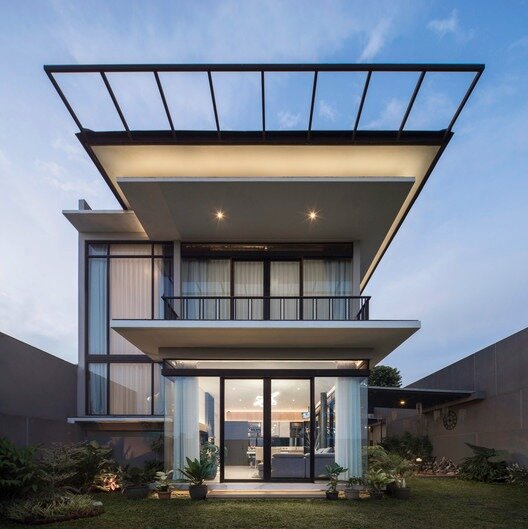 MH Residence