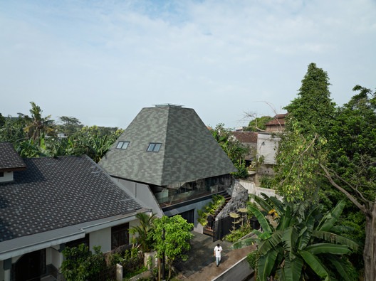 The Rice Barn House