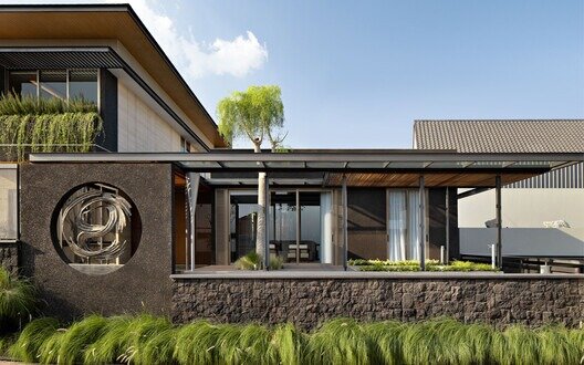 Grande House