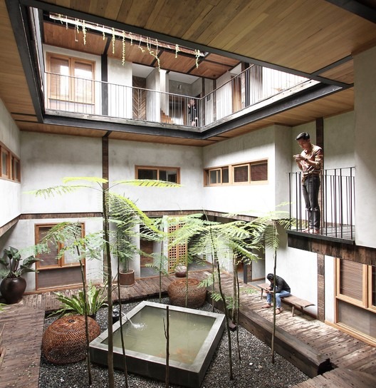 Ruang Tekuni Apartments