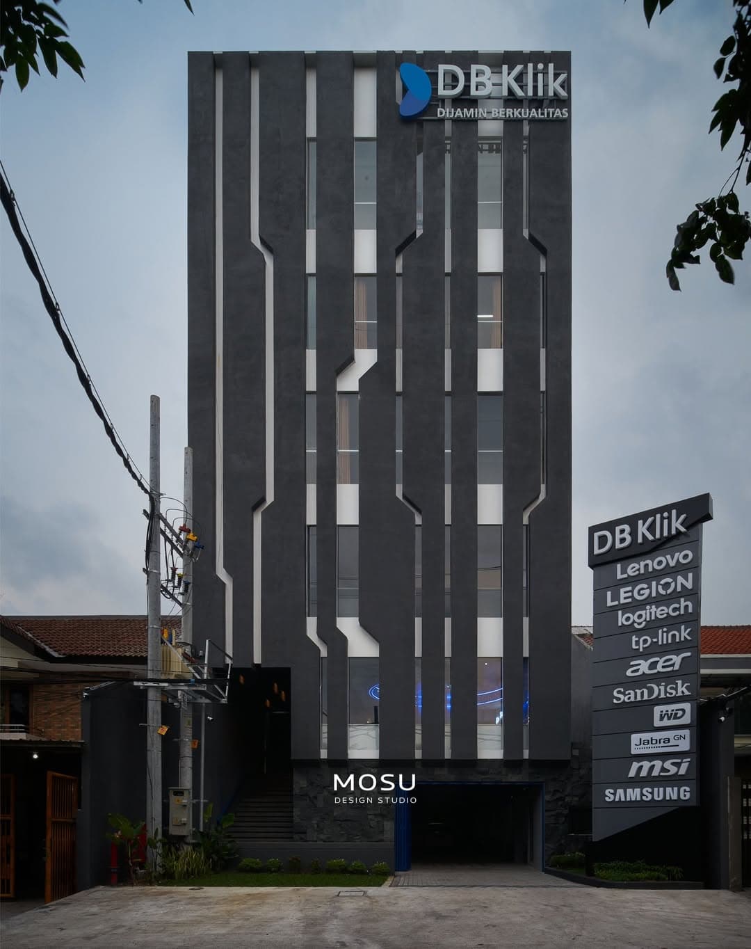 DB Klik Showroom & Office