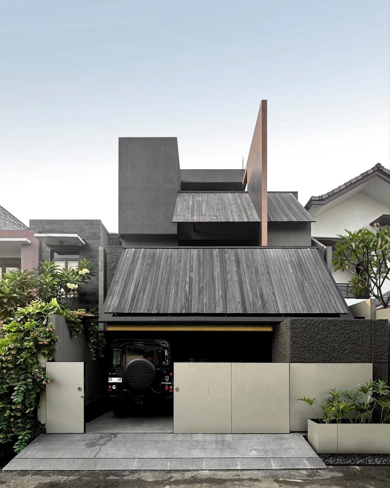 Radanzki House